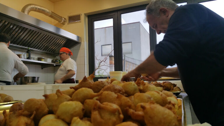 Laboratorio Di Pasticceria By Saint Honore' Di Fleres Salvatore & Pirri Nicola Sas - Barcellona Pozzo di Gotto - Tastemood