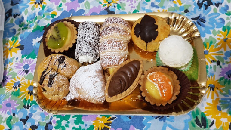 Pasticceria Adrianense Di Proietti Anna - Tivoli - Tastemood